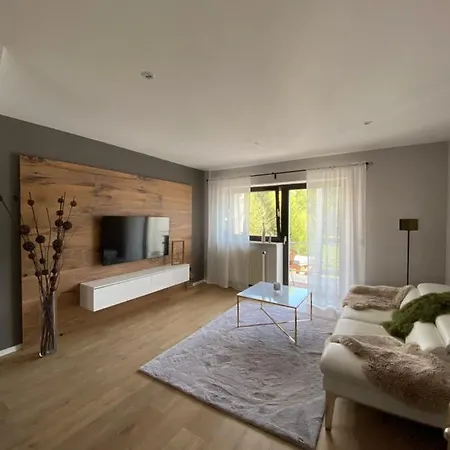 Mit Blick Ins Gruene