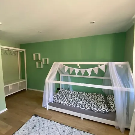 Mit Blick Ins Gruene Dom wakacyjny